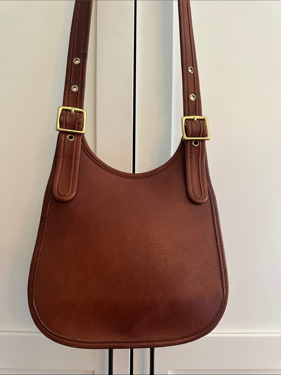 Coach Handbags - COACH #9949 CRESCENT BAG